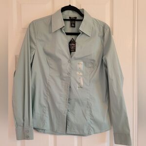 NWT - Taylor Marcs Women's Dress Shirt